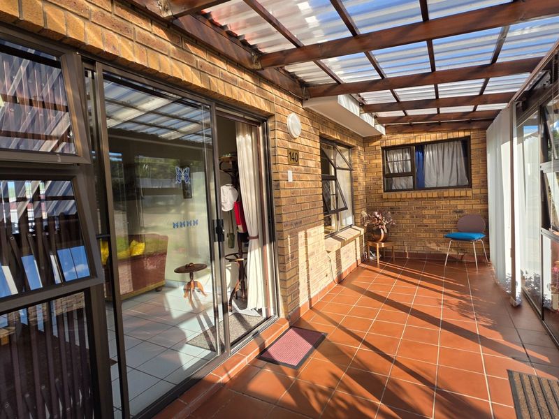 Not Often to Reach the Market.... Very Popular Retirement Complex... Close to Hartenbos !!! - Photo 3