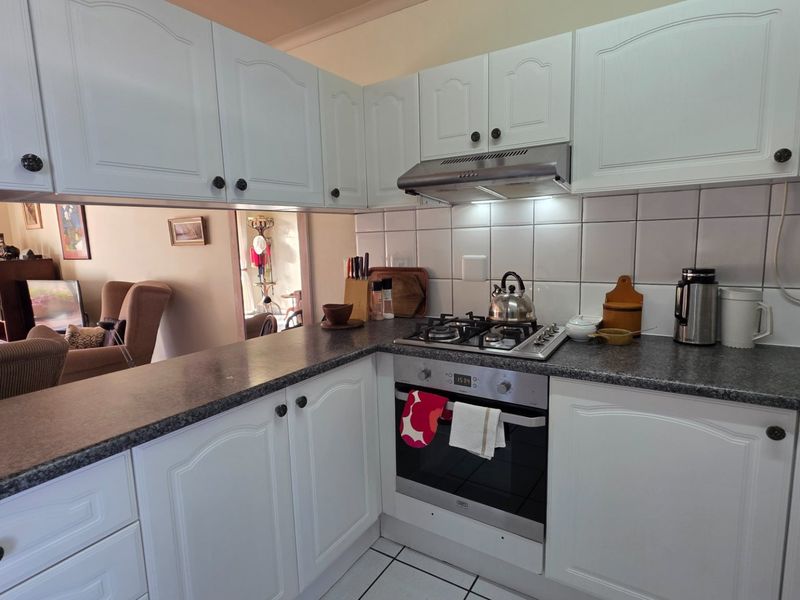 Not Often to Reach the Market.... Very Popular Retirement Complex... Close to Hartenbos !!! - Photo 9