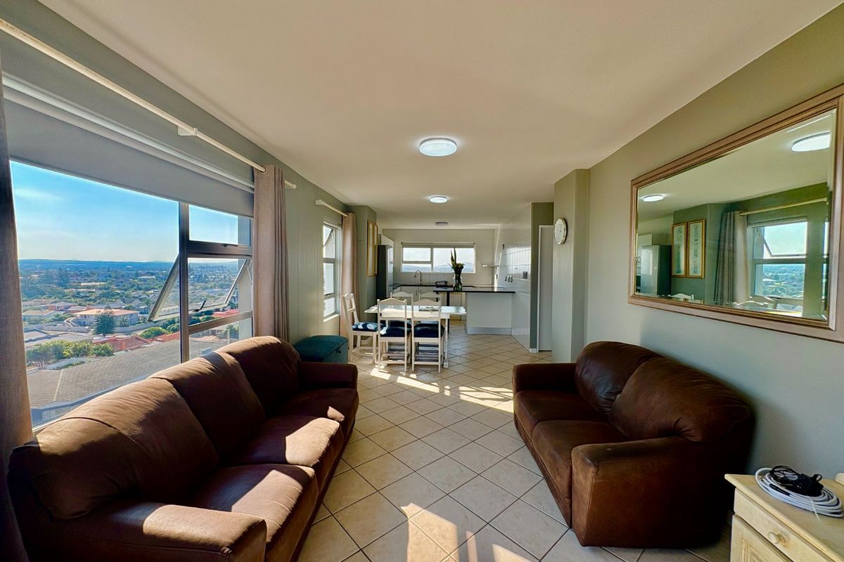 Beachfront Luxury with Unmatched Table Mountain Views - Photo 3