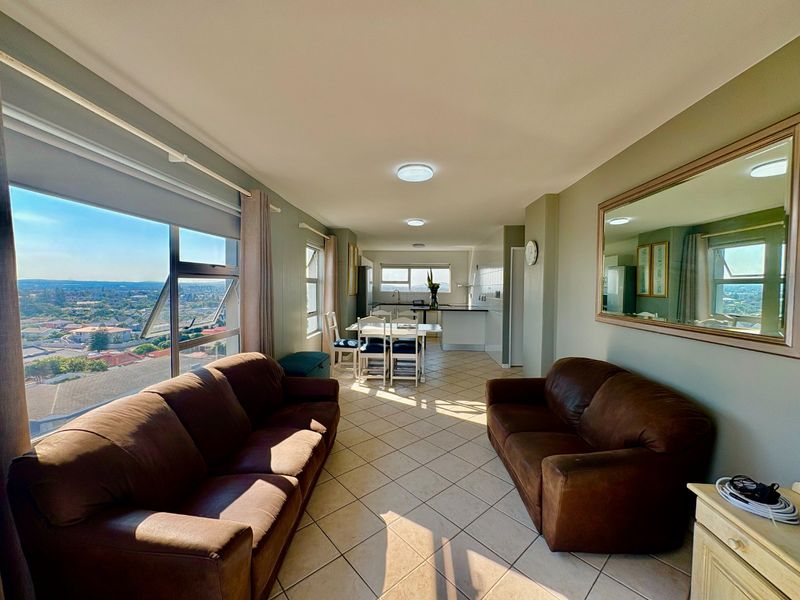 Beachfront Luxury with Unmatched Table Mountain Views - Photo 3