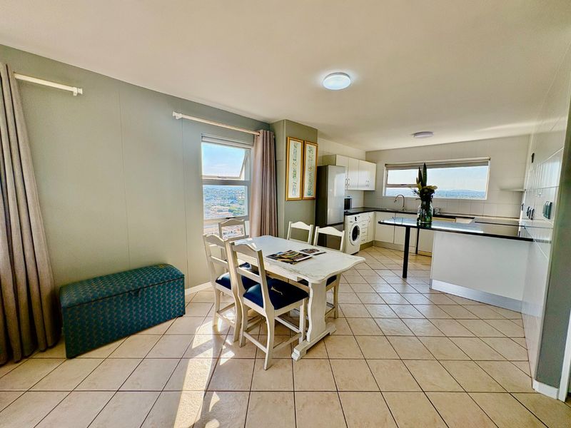 Beachfront Luxury with Unmatched Table Mountain Views - Photo 5