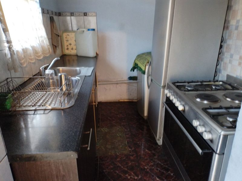 3 Bedroom House for Sale in Strubenvale - Photo 9