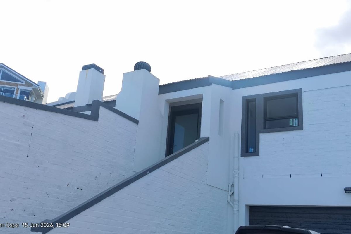 Sea Views, Security & Smart Living – Exceptional Coastal Value Close to Hartenbos Beach - Photo 2