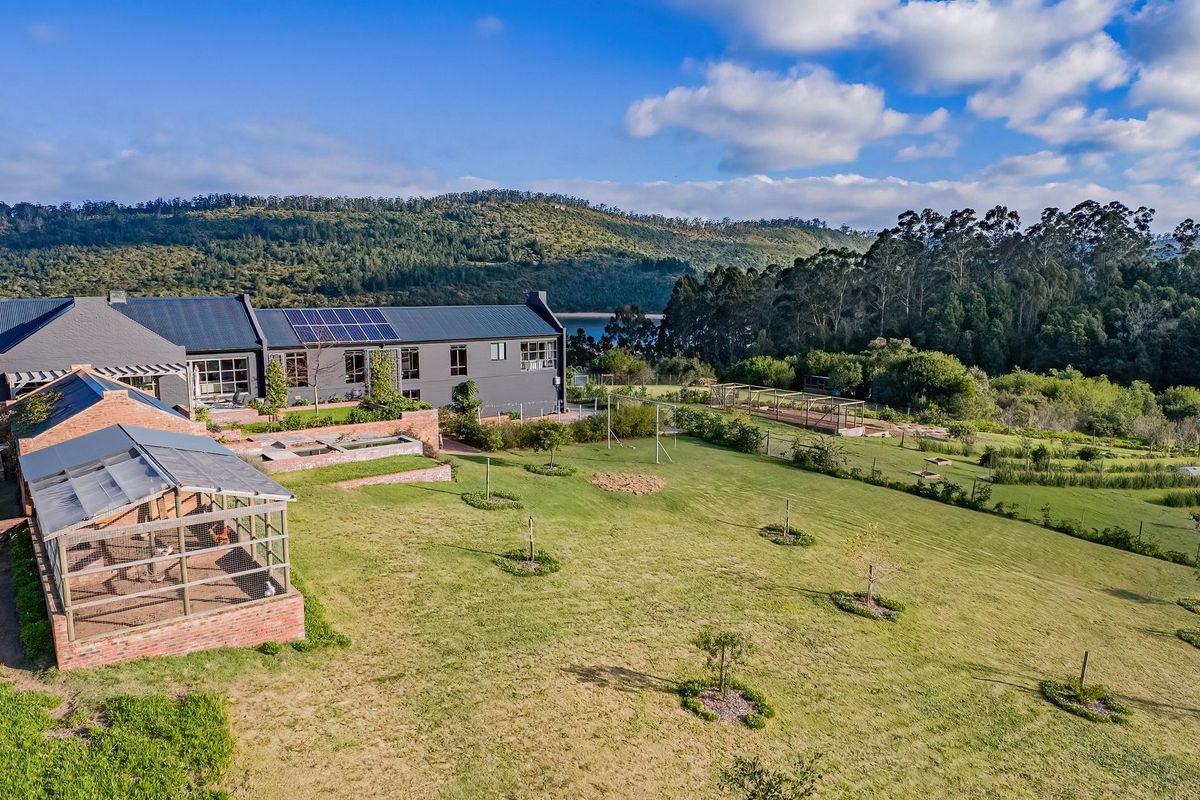 Thoughtfully Developed Off-Grid Waterfront Estate on Swartvlei/ Ruigtevlei Lagoon - Photo 3