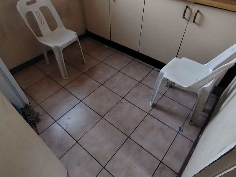 Commercial Property for Sale in East London Central  - Photo 5