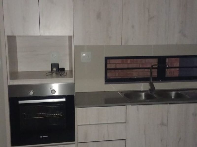 3 bed 2.5 bath duplex to let in Amberfield  - Photo 8