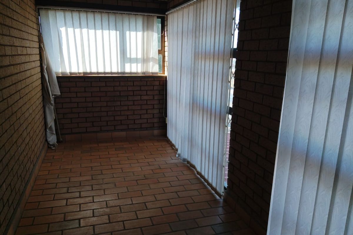 Danville Ext 5 | 4 Bed + 2 Bed Income Flat | 1098m2 Stand |  R2.349m All-Inclusive - Photo 5