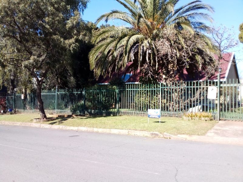 Well-maintained Family Home In Ideal Location with Endless Potential - Photo 1