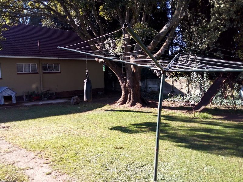 Well-maintained Family Home In Ideal Location with Endless Potential - Photo 7