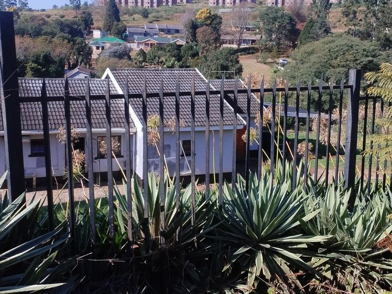Spacious House forsale - Photo 2