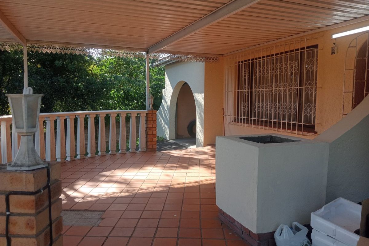 A family  home in New Germany - Photo 3