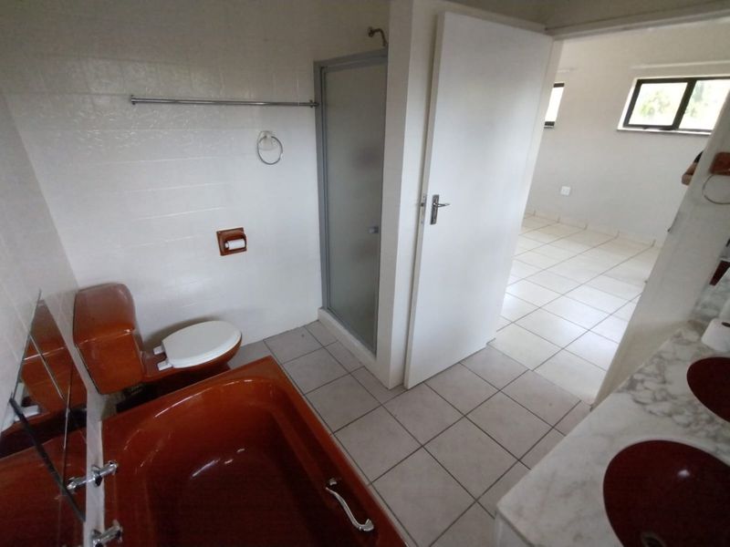 2 Bedroom Duplex To Let - Photo 10