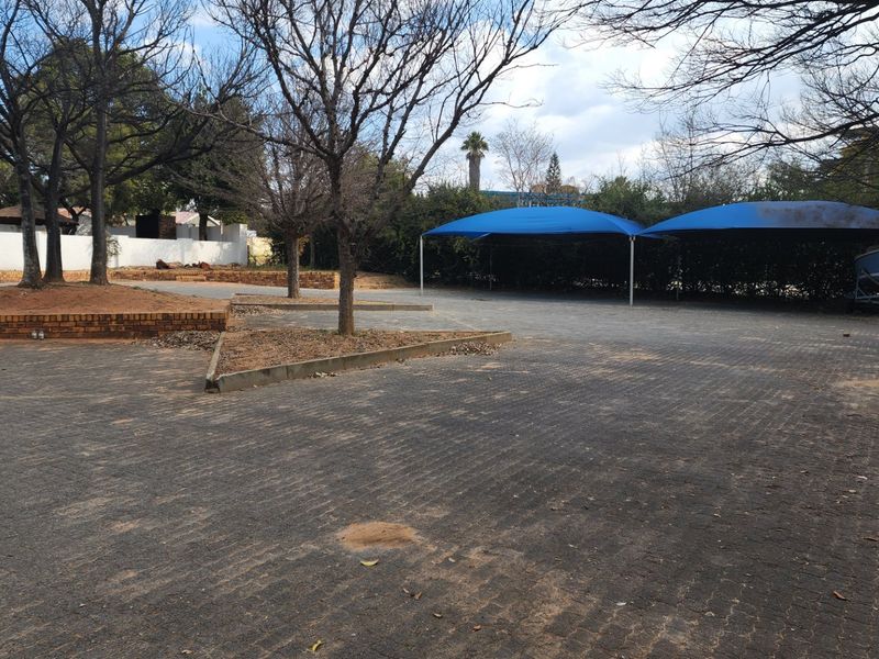 CALLING ON INVESTORS AND DEVELOPERS , LOCATION, LOCATION - Photo 10