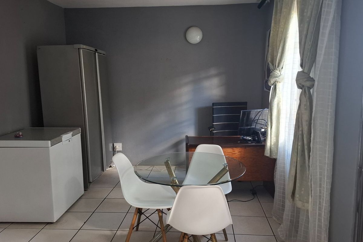 3 Bedroom Apartment for Sale  - Photo 5