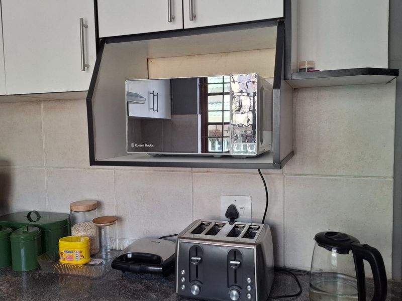 3 Bedroom Apartment for Sale  - Photo 8