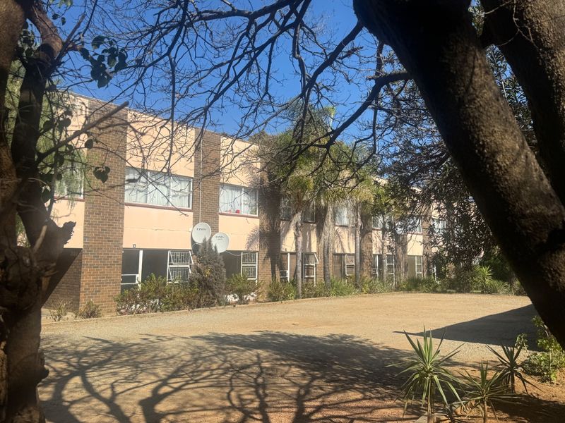 Affordable flat - Photo 1