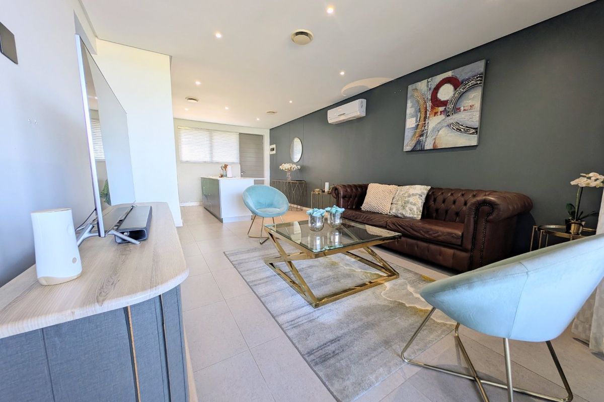 Pebble Beach, Sibaya - lovely 2 bedroom, 2 bathroom unit - fully airconditioned - immaculate condition - available from the 1st of July - Photo 3