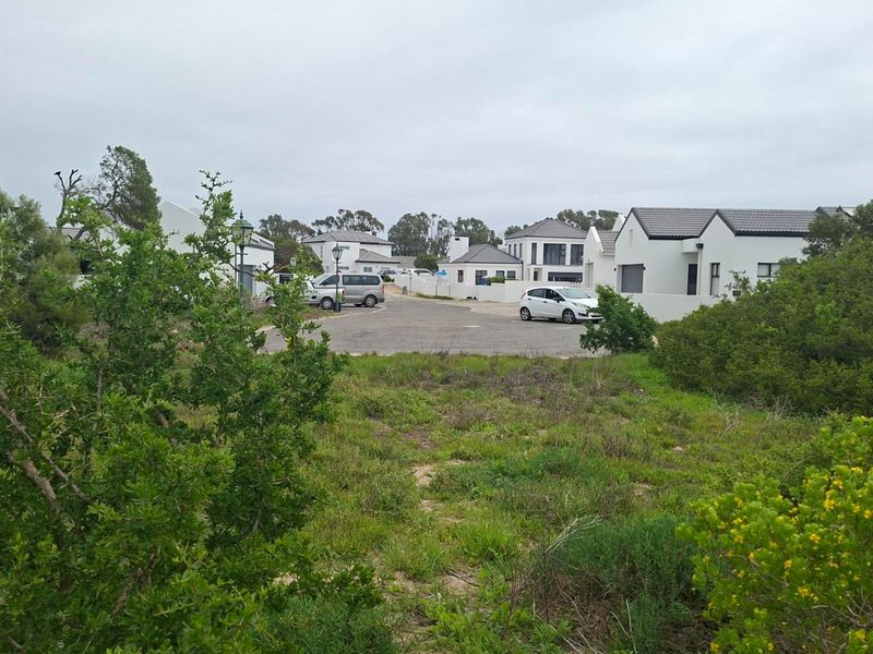 Plot and Plan 3 Bedroom house - Photo 8