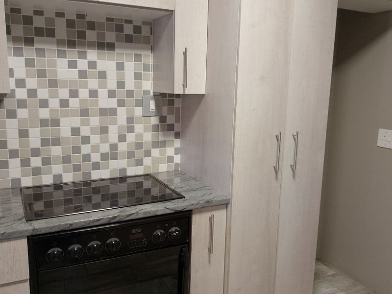 Spacious 4-Bedroom Family Home To Rent – Available 1 July 2026 - Photo 6