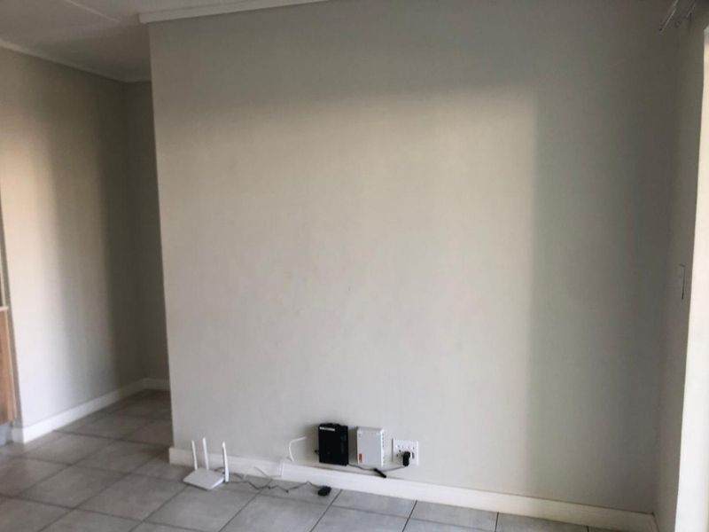 Modern 1-Bedroom Apartment To Rent at Greencreek Lifestyle Estate – Available Immediately - Photo 3