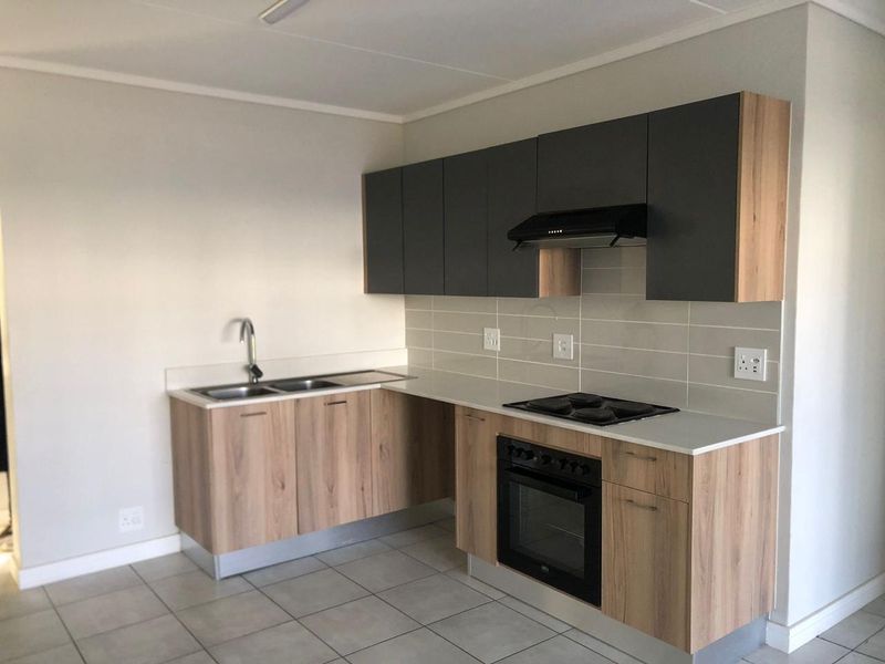 Modern 1-Bedroom Apartment To Rent at Greencreek Lifestyle Estate – Available Immediately - Photo 2
