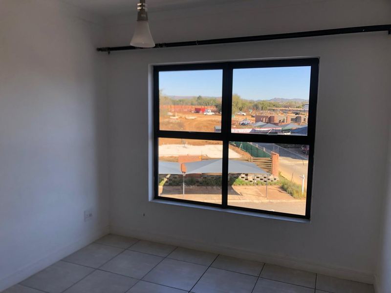 Modern 1-Bedroom Apartment To Rent at Greencreek Lifestyle Estate – Available Immediately - Photo 5