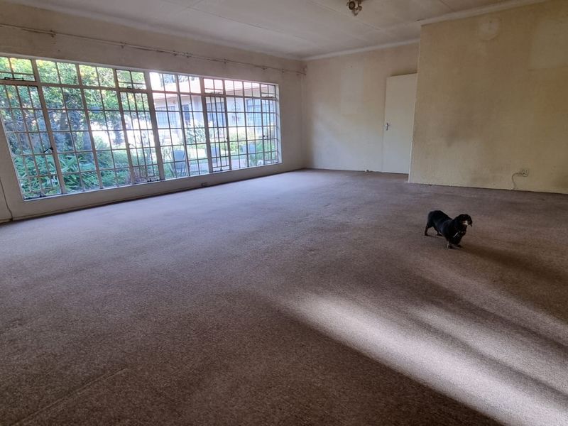 3 Bedroom Garden Cottage to Let - Photo 8
