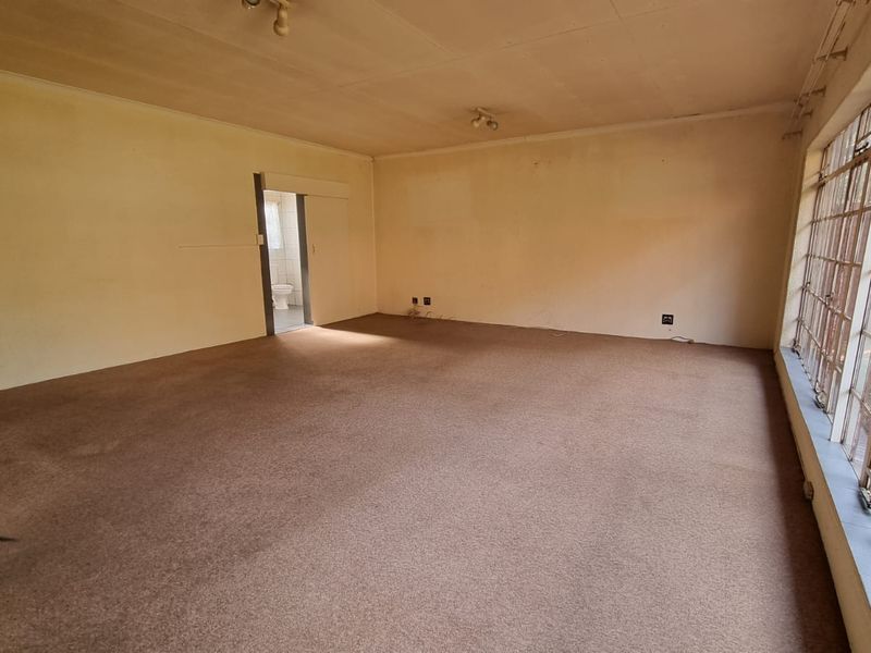 3 Bedroom Garden Cottage to Let - Photo 7