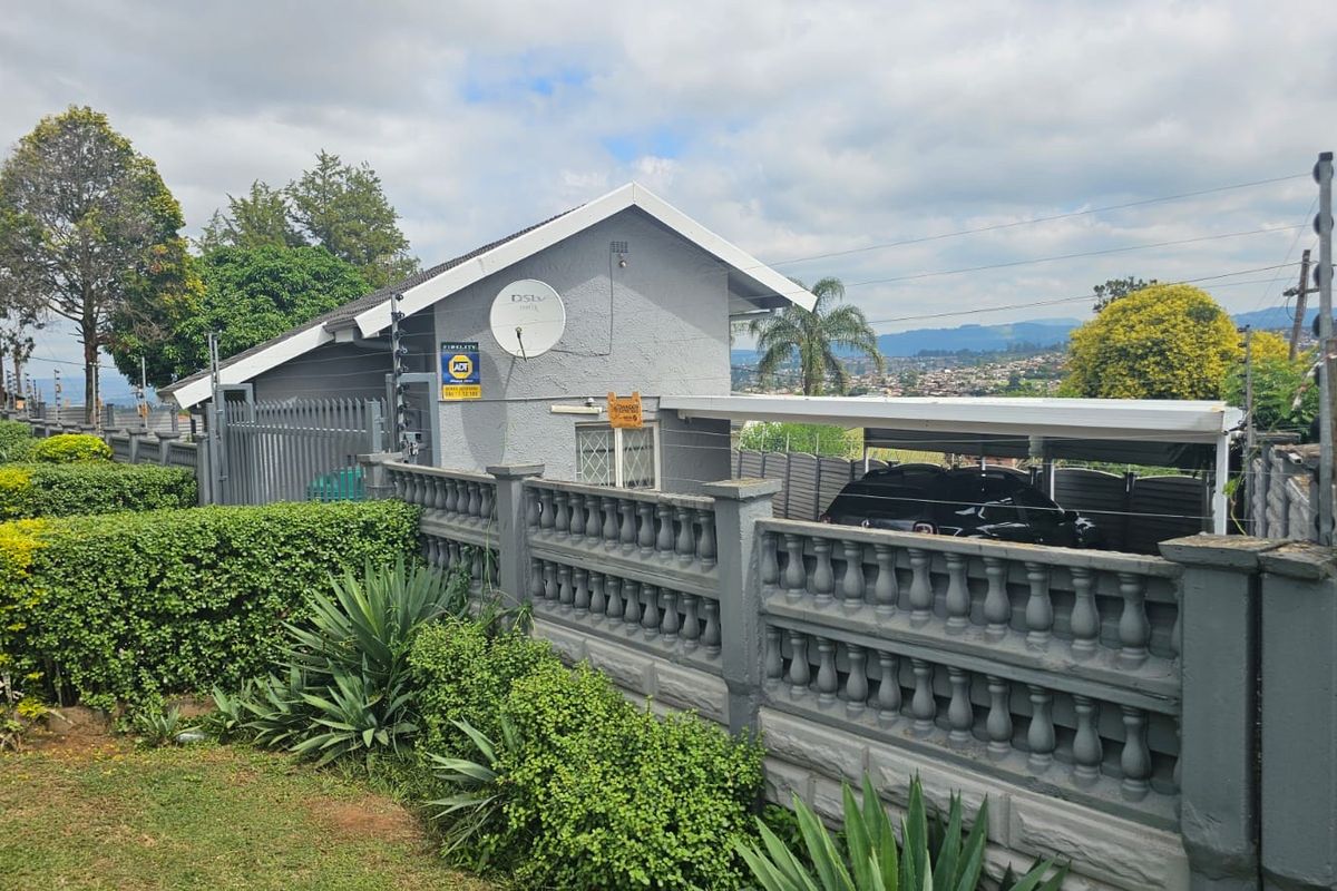 Neat, Secure, Move in Ready,Your New Beginning Starts Here!! - Photo 3