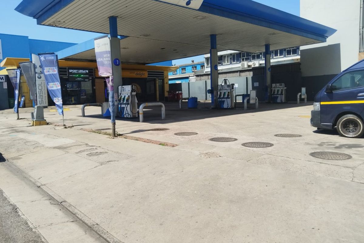Commercial Property for Sale  - Photo 3