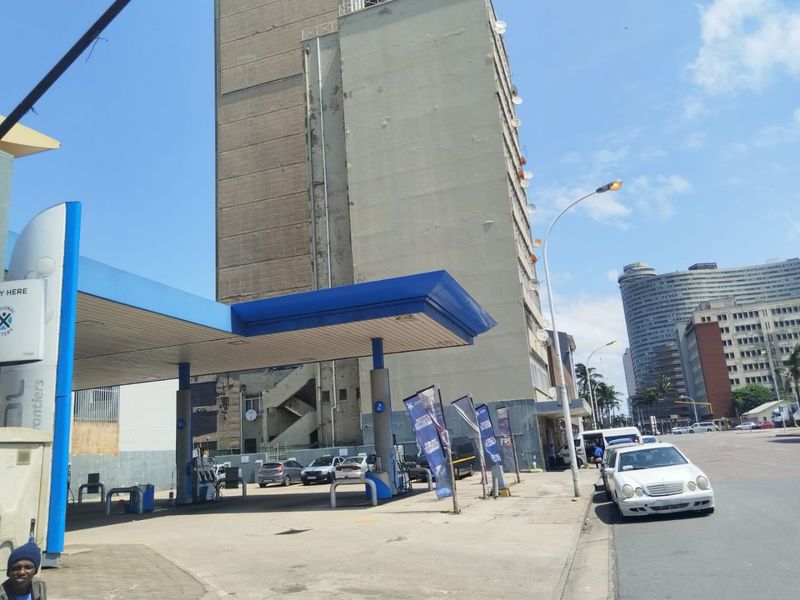 Commercial Property for Sale  - Photo 10