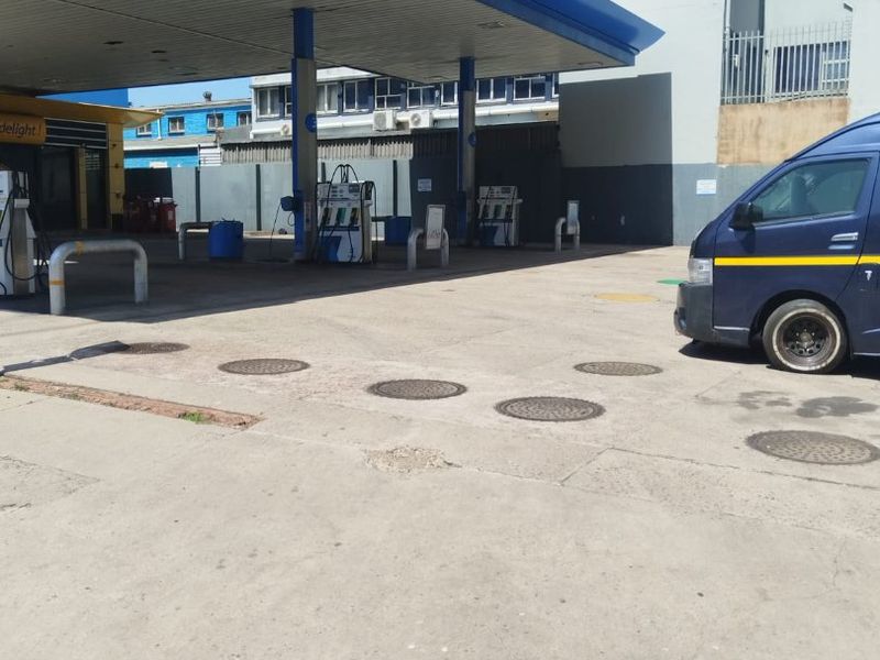 Commercial Property for Sale  - Photo 1