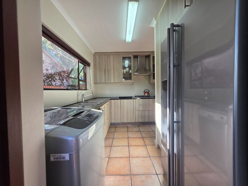 OCEAN VIEW HOME WITH POOL AND SEPARATE ACCOMMODATION IN HEROLDS BAY - Photo 7