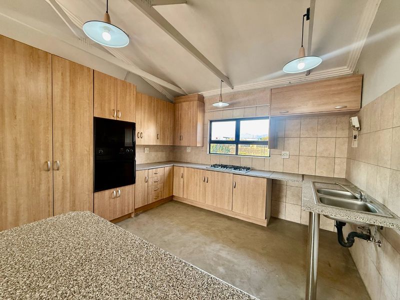 Step into this stunning, modern family home that perfectly combines style, comfort, and practicality. - Photo 8