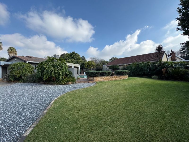 Spacious Family Home with Exceptional Features - Photo 2