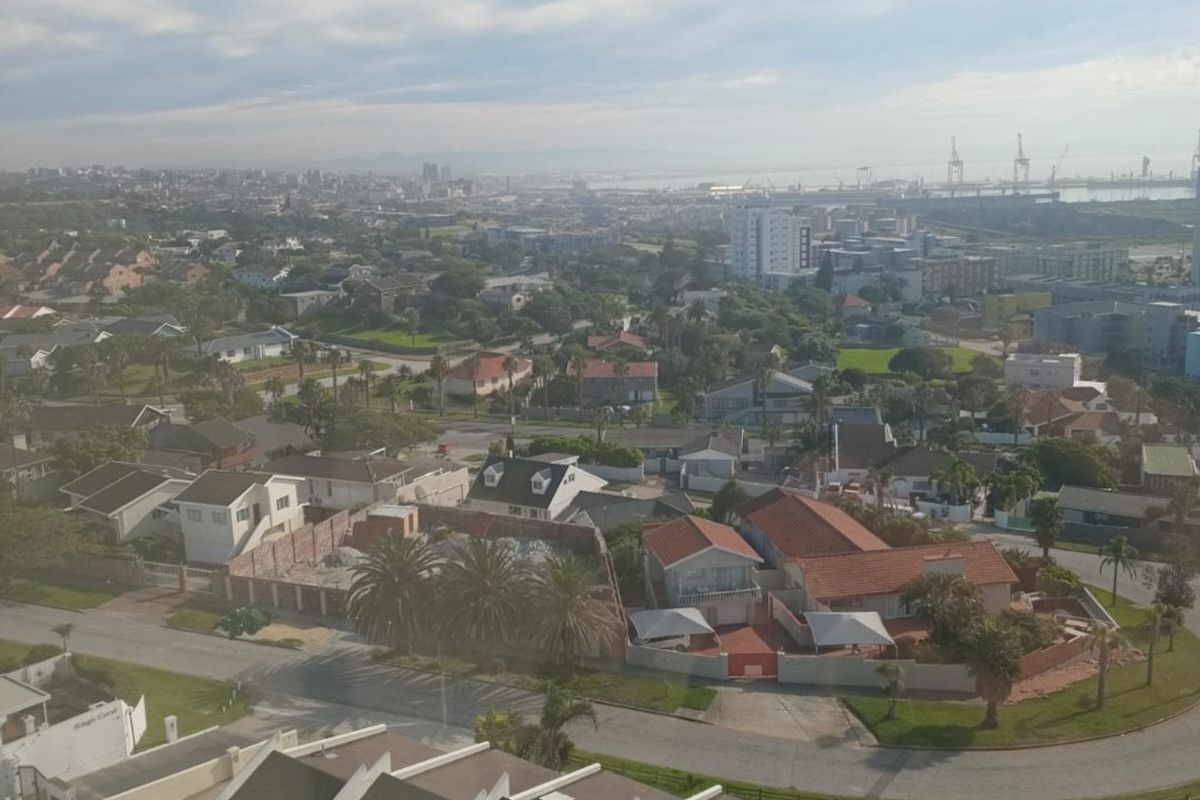 Wake Up to Breathtaking Ocean Views in Humewood - Photo 4