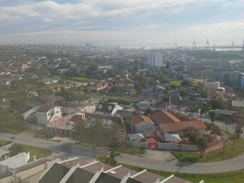 Wake Up to Breathtaking Ocean Views in Humewood - Photo 4