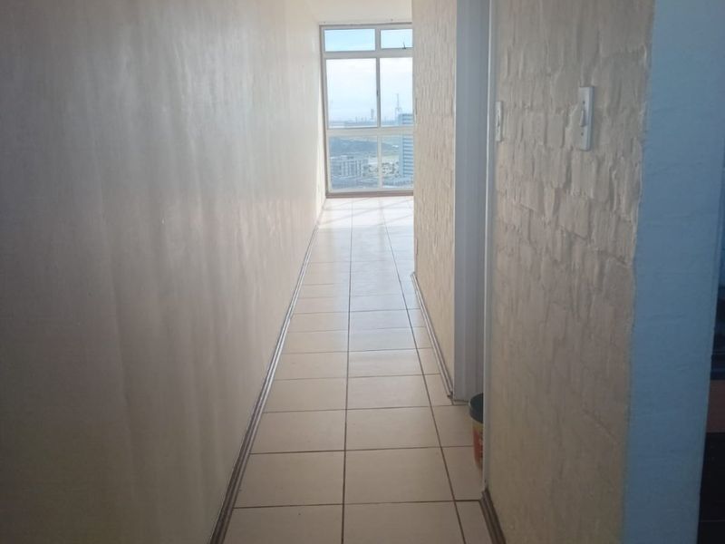 Wake Up to Breathtaking Ocean Views in Humewood - Photo 5