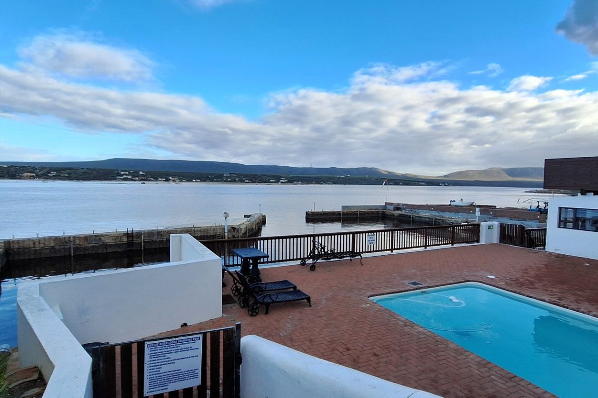 Spectacular Waterfront Duplex with Panoramic River & Sea Views - Photo 5