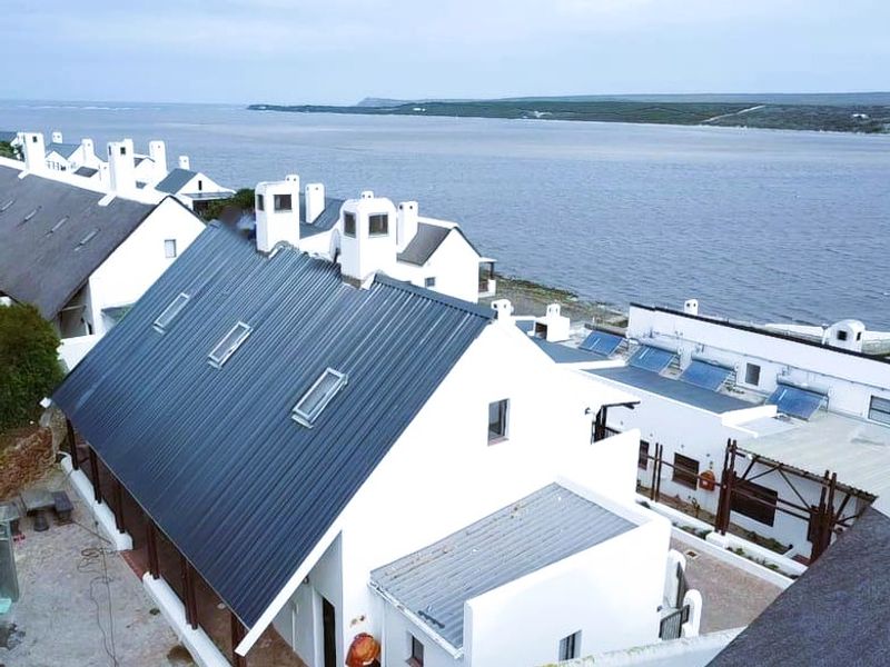 Spectacular Waterfront Duplex with Panoramic River & Sea Views - Photo 3