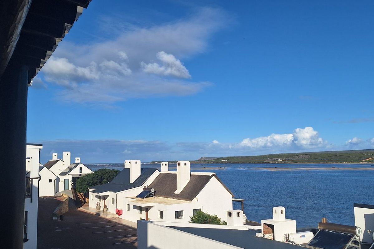 Spectacular Waterfront Duplex with Panoramic River & Sea Views - Photo 4