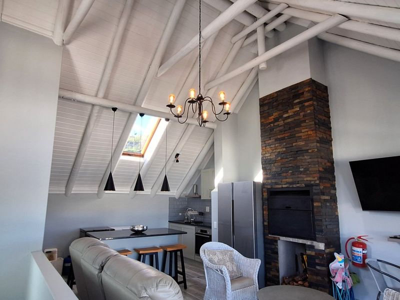 Spectacular Waterfront Duplex with Panoramic River & Sea Views - Photo 8