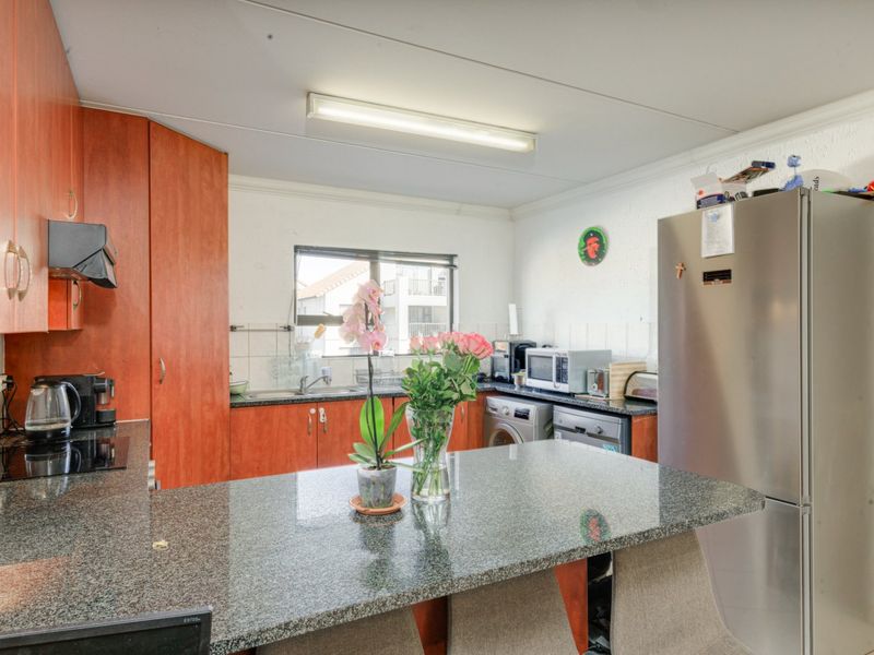 98m2 2 Bedroom Apartment in Boomed Off Road - Photo 9