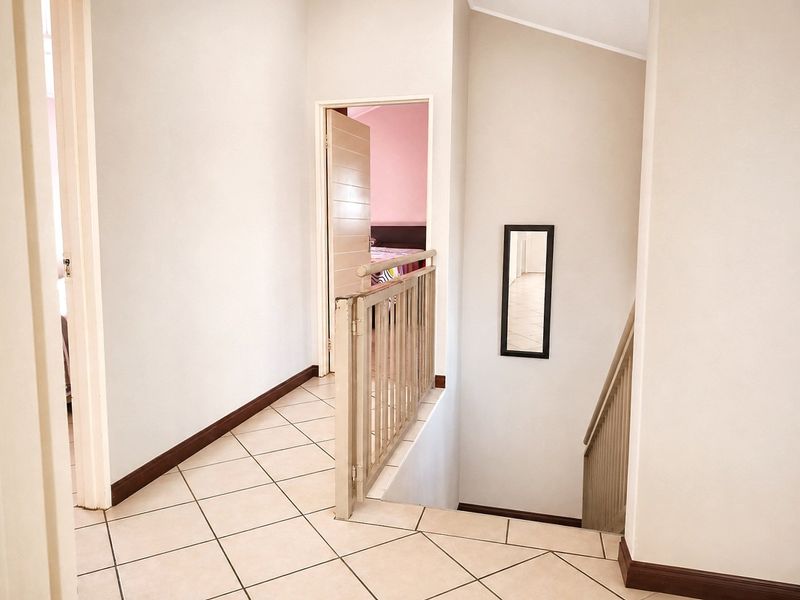 3-Bed Duplex Townhouse in Silver Acres with Private Garden - Photo 6