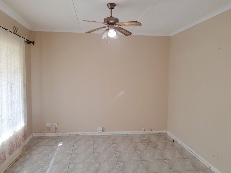 Three-Bedroom Home with Two Income-Producing Cottages - Photo 5