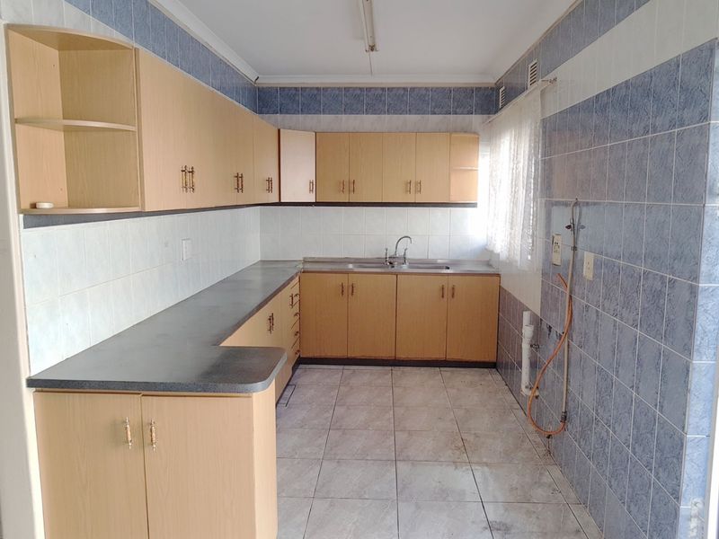 Three-Bedroom Home with Two Income-Producing Cottages - Photo 2