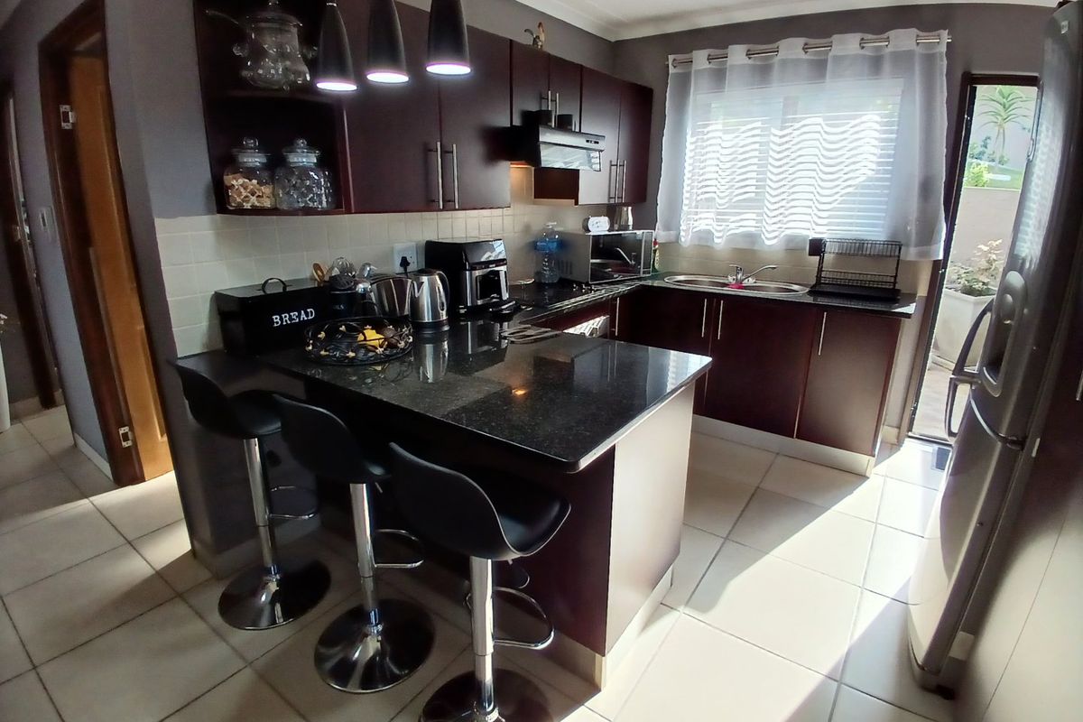 Cosy Townhouse... Popular Complex !!! - Photo 5
