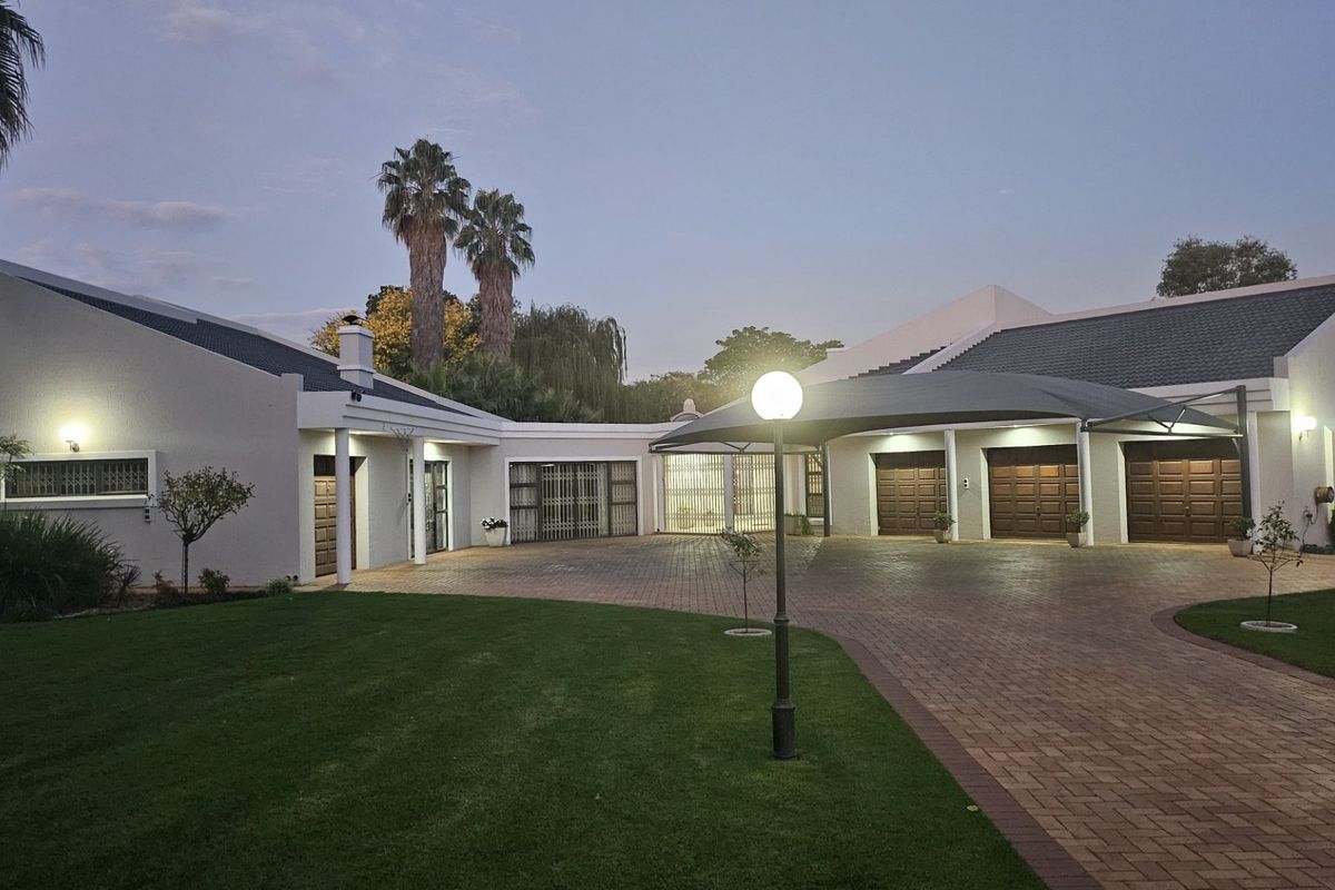 Live the dream, luxury that has it all in Three Rivers Proper - Photo 3