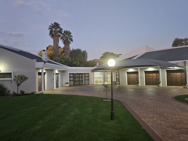 Live the dream, luxury that has it all in Three Rivers Proper - Photo 3