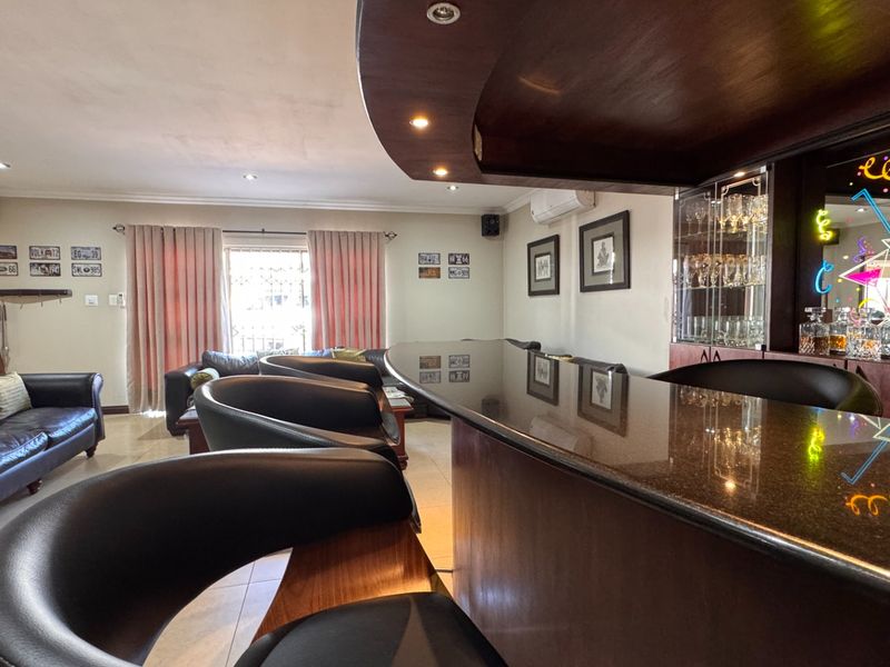 Live the dream, luxury that has it all in Three Rivers Proper - Photo 4
